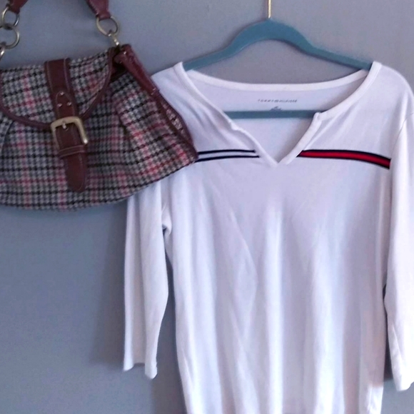 Tommy Hilfiger Summer Outfit - Picture 6 of 10